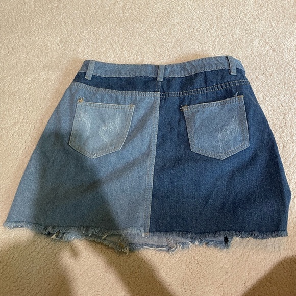 Skirt - Picture 2 of 3